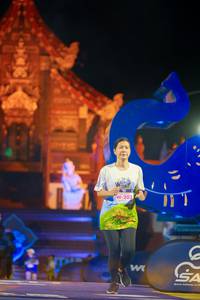 BIB: 203
                            <button type="button" onclick="openModal(22476902)" class="btn btn-primary btn-sm float-right btn-popup" data-toggle="modal" data-target=".modal-high-quality">
                        <i class="fas fa-shopping-cart"></i> Add to Cart
                    </button>
                                            <button type="button" onclick="isThisMe(22476902, true)" class="btn btn-success btn-sm float-right btn-popup btn-isme hidden" data-toggle="tooltip" data-placement="bottom" title="นี่คือรูปของคุณใช่ไหม คลิกที่นี่เพื่อเอาเข้าอัลบั้ม">
                        <i class="fas fa-plus"></i> Add to album
                    </button>
                    <button type="button" onclick="isThisMe(22476902, false)" class="btn btn-warning btn-sm float-right btn-popup btn-isnotme hidden">
                        <i class="fas fa-ban"></i> Remove from album
                    </button>